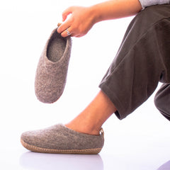 Haussimple Unisex Indoor Wool Slippers, Natural Brown