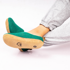 Handmade Wool Indoor Slippers – Natural Felt House Shoes Peackock Green