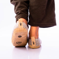 Haussimple Wool Indoor Slippers – Cozy Unisex House Shoes, Dark Gray